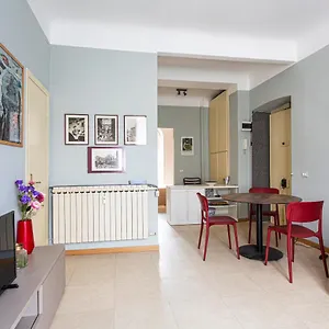 Your Nest In - Via Cantoni Milan