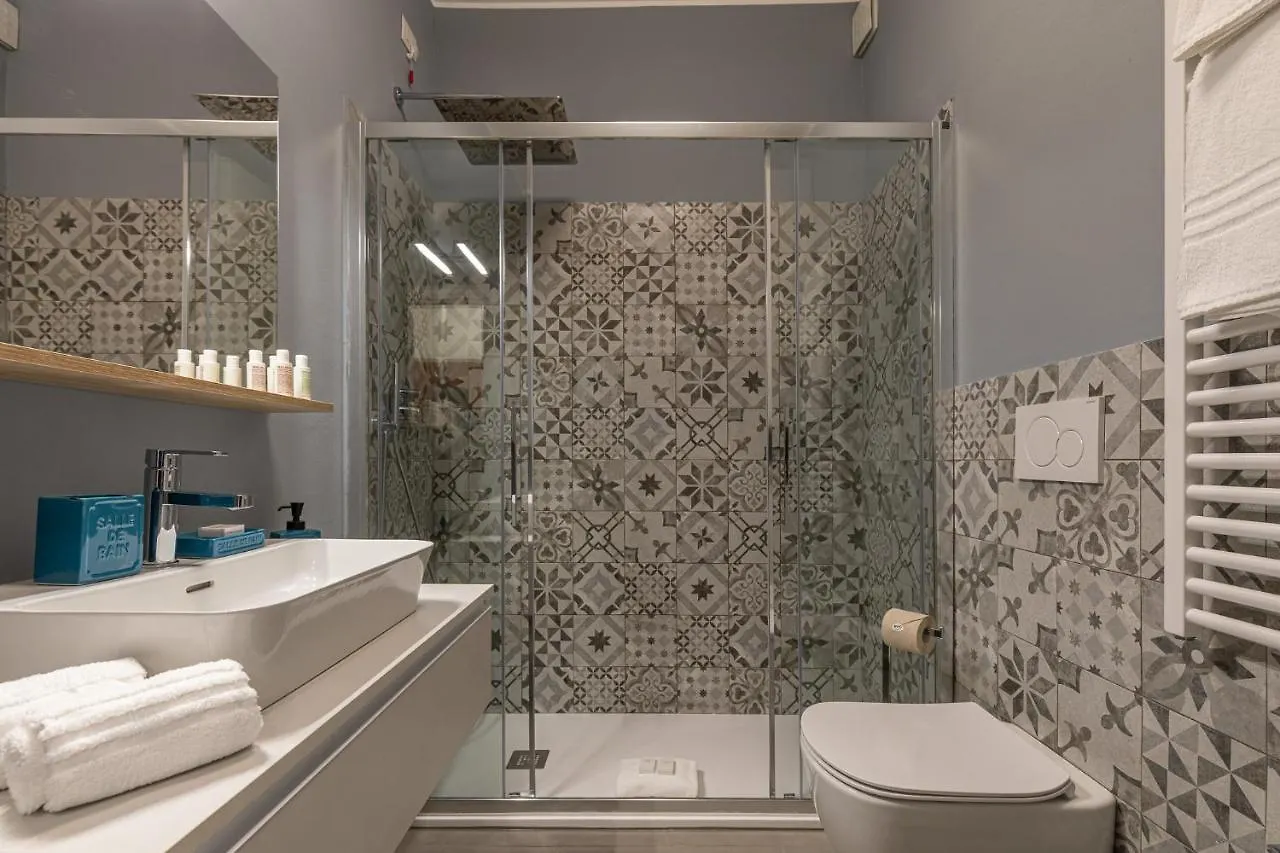 Apartment Beplace Garibaldi Suites Milan